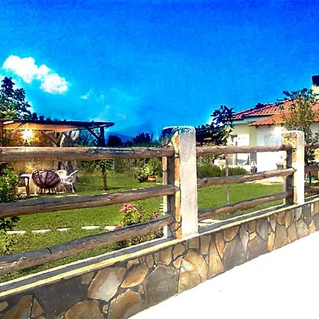 Anastasia Gardens Nea Mesagkala
